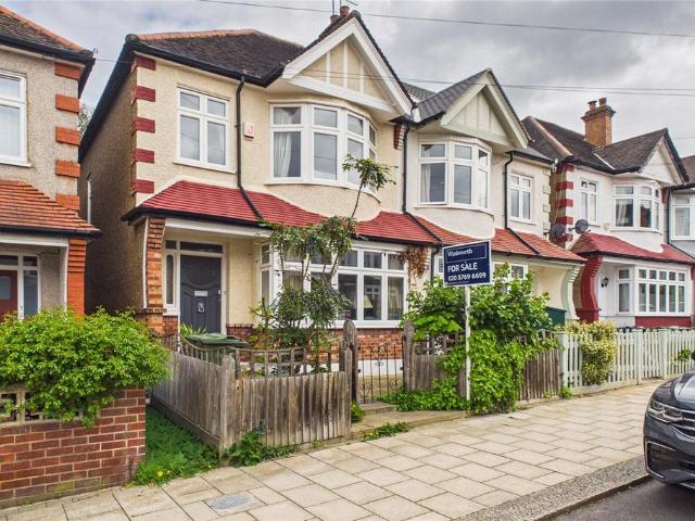 House for sale in Streatham Hill, Greater London