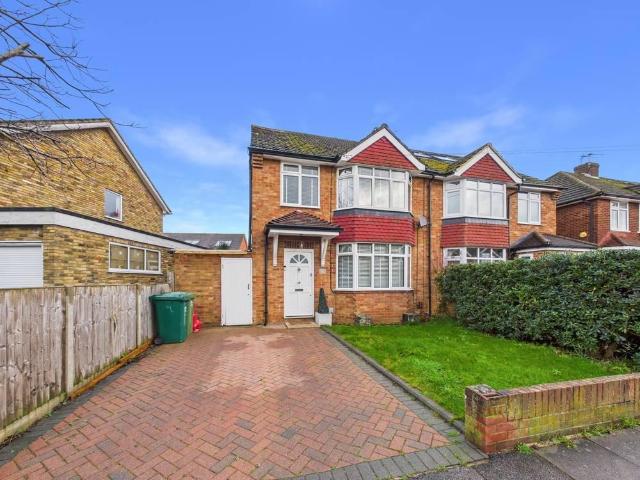 House for sale in Lower Halliford, Surrey