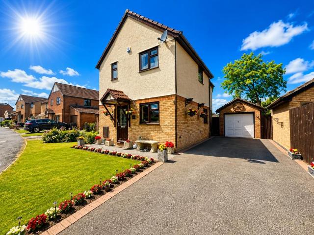 House for sale in Tattenhall, Cheshire