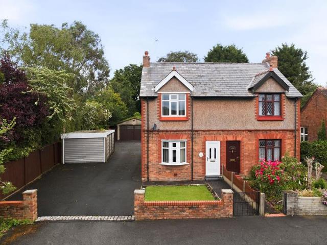 House for sale in Kingsmead, Leftwich
