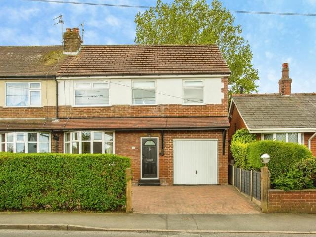 House for sale in Gregson Lane, Firbank
