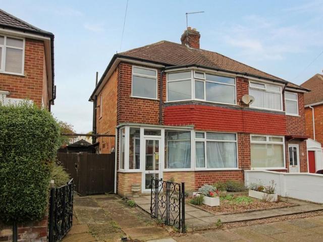 House for sale in Eyres Monsell, Leicester