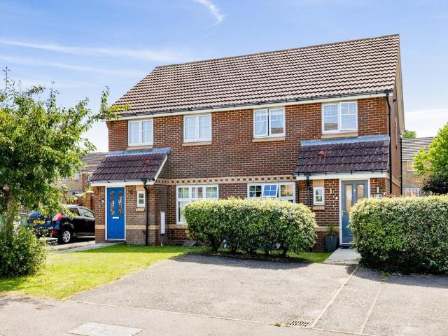 House for sale in Hawkinge, Folkestone
