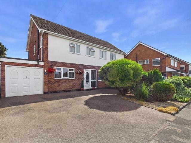 House for sale in Leyfields, Kettlebrook