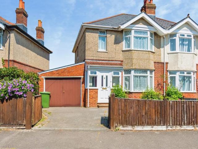 House for sale in Maybush, City Of Southampton
