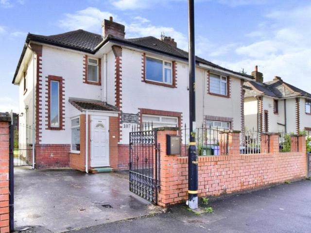 House for sale in Stretford, Trafford