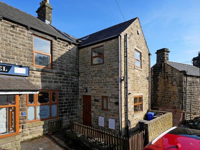 House for sale in Dungworth, South Yorkshire