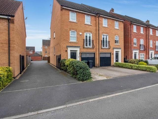 House for sale in Attenborough, East Midlands