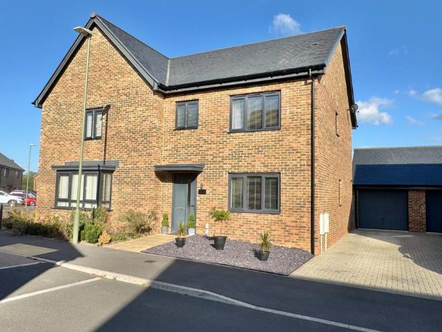 House for sale in Whiteley, Hampshire