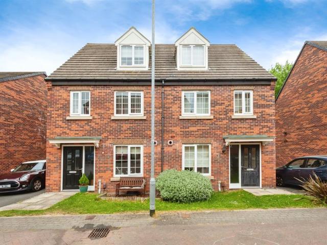 House for sale in Worsbrough, South Yorkshire