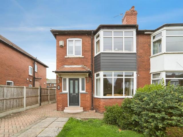 House for sale in Austhorpe, West Yorkshire