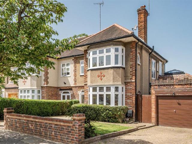 House for sale in New Barnet, Isle Of Man