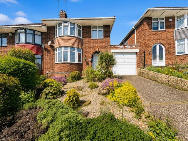 House for sale in Northampton, Northamptonshire