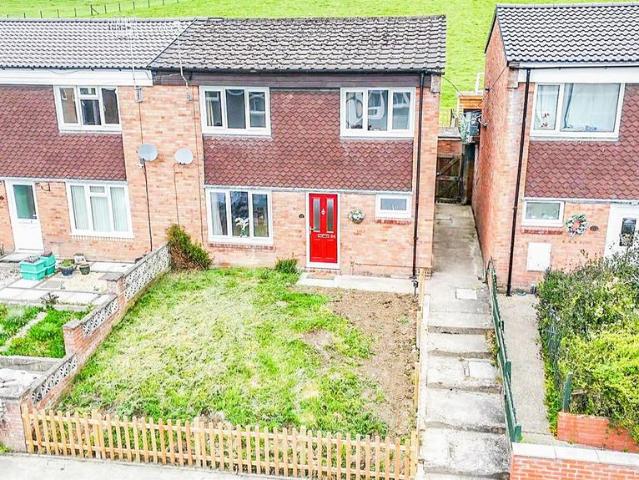 House for sale in Llanfyllin