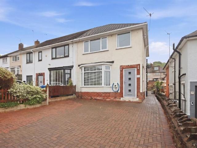 House for sale in Loundsley Green, East Midlands