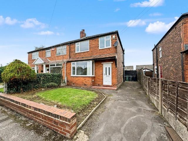 House for sale in Besses o' th' Barn, Bury