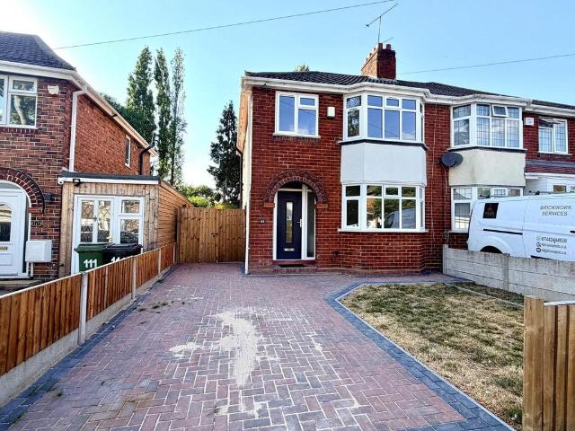 House for sale in Fallings Park, Park Village