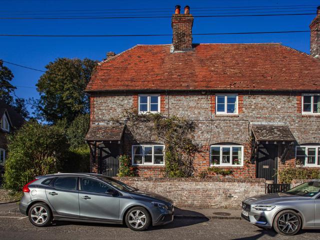 House for sale in West Ilsley, West Berkshire