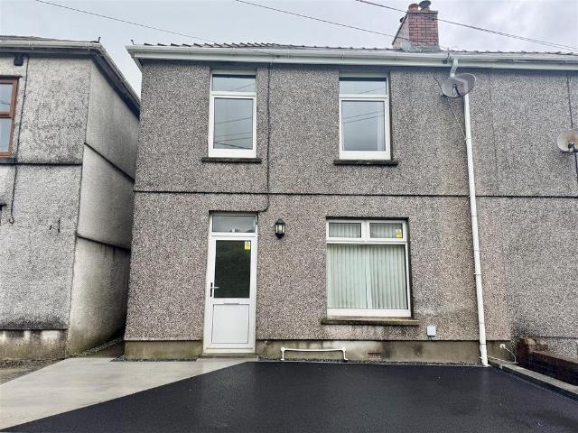 House for sale in Cwmamman, Glanaman