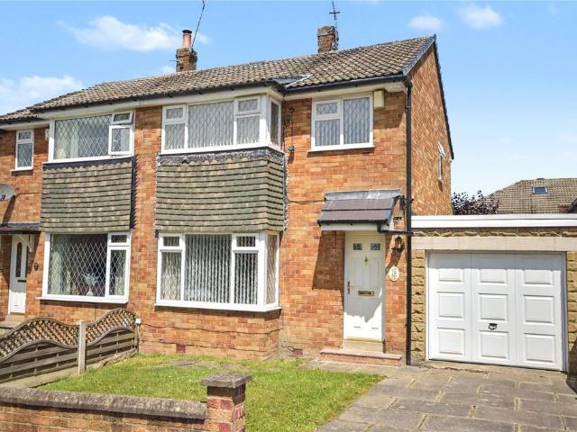 House for sale in Cookridge, West Yorkshire