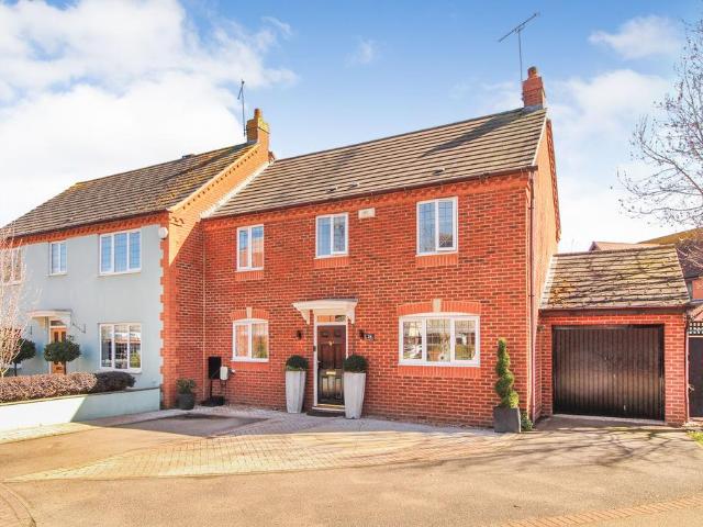 House for sale in Bedford