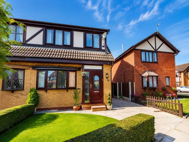 House for sale in Crossens, Sefton