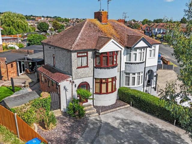 House for sale in Minster-on-Sea, Oad Street