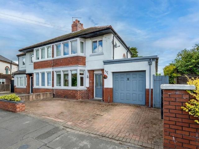 House for sale in Cadley, Higher Bartle