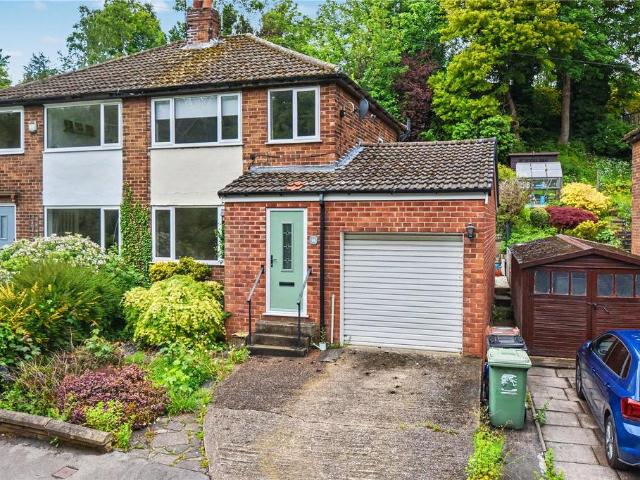 House for sale in Kippax, West Yorkshire
