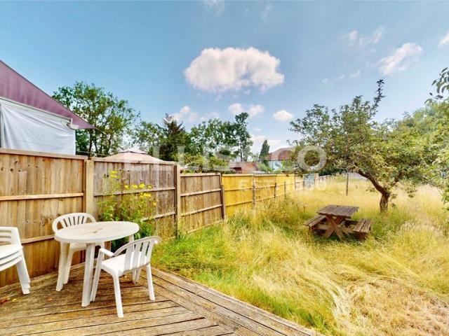 House for sale in London Borough of Ealing, Greenford