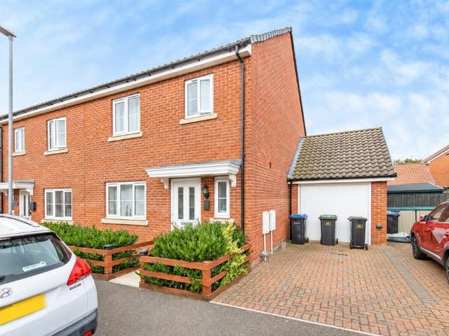 House for sale in Bedingfield, Suffolk