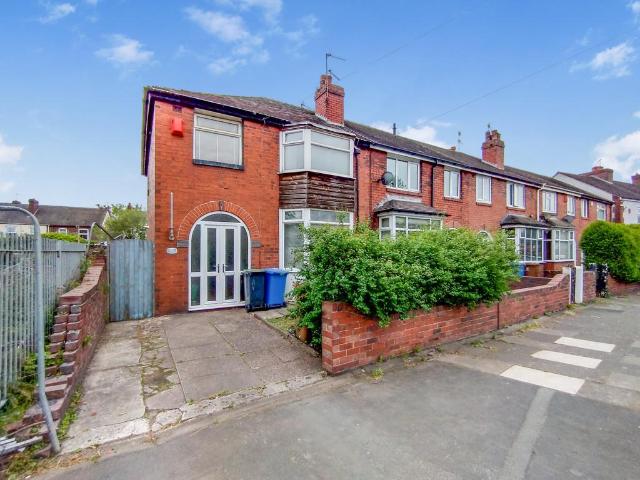 House for sale in Burslem, Stoke-on-Trent