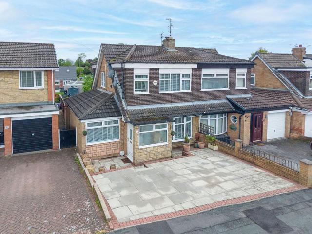 House for sale in Whittle Hall, Warrington