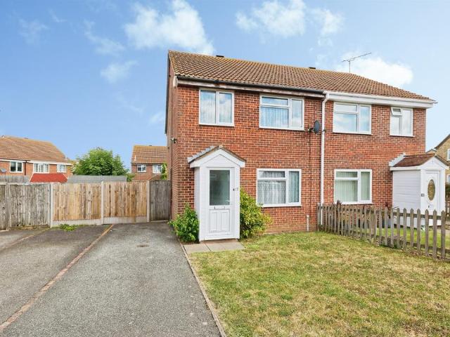 House for sale in Ash, Kent
