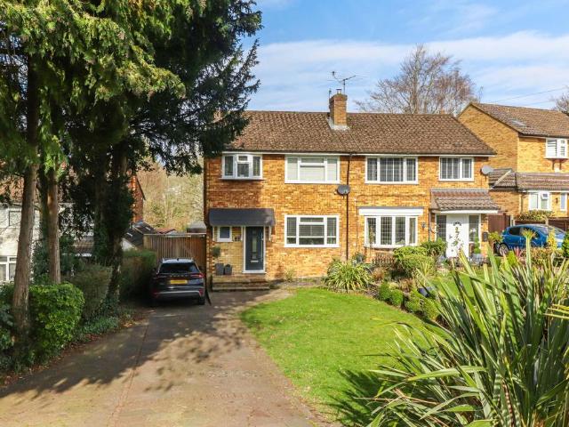 House for sale in Batchworth, Hertfordshire