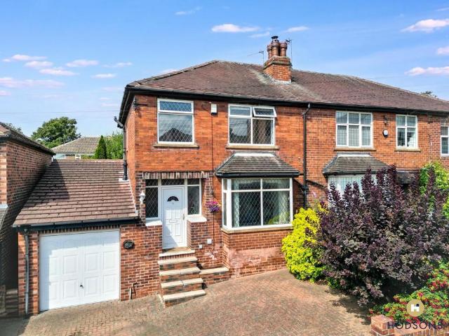 House for sale in Horbury, West Yorkshire