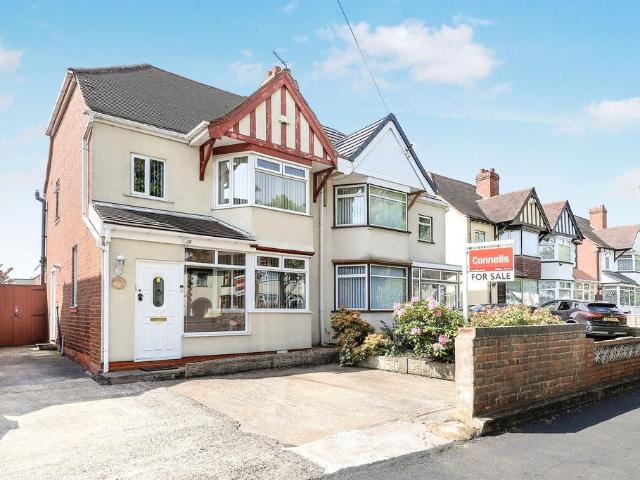 House for sale in Wood End, Wednesfield