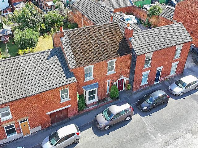 House for sale in Kedleston, East Midlands