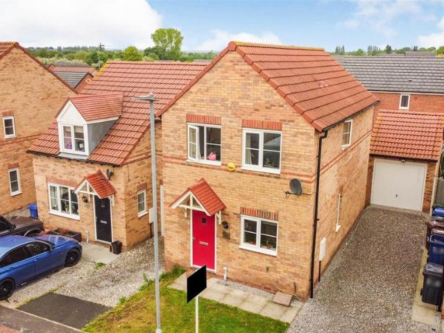 House for sale in Goldthorpe, South Yorkshire