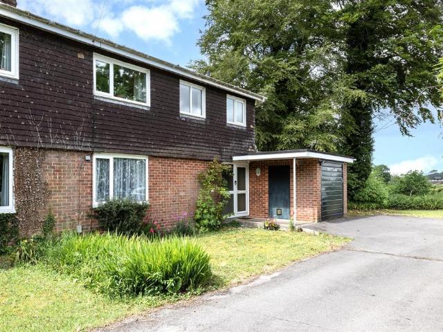 House for sale in Barton Stacey, Hampshire