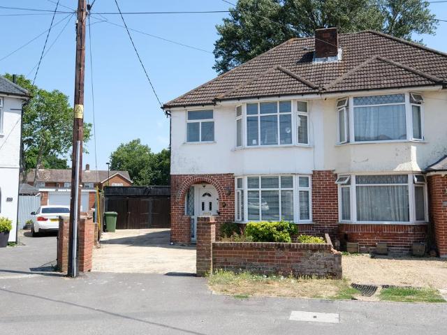 House for sale in Millbrook, City Of Southampton