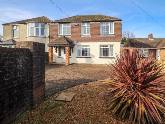 House for sale in Folkestone, Densole
