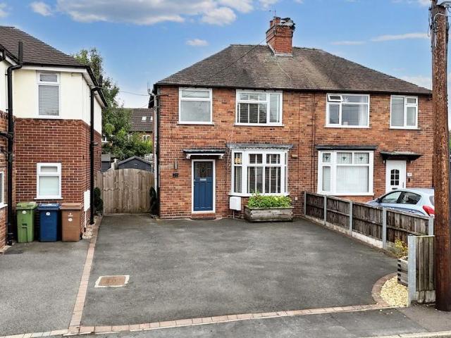 House for sale in Stone, Baswich