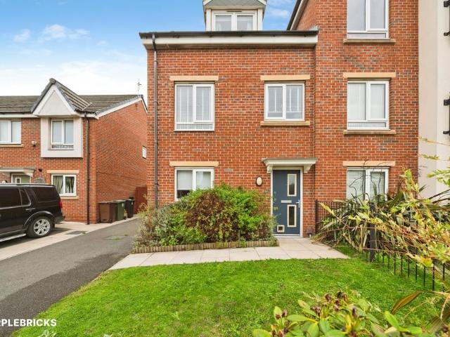 House for sale in Bootle, Sefton