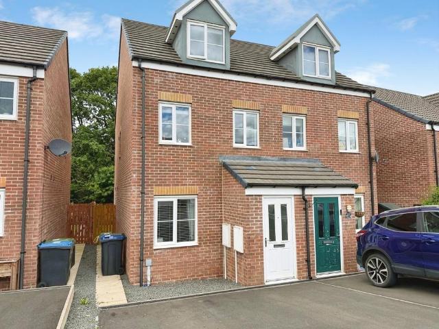 House for sale in Stanley