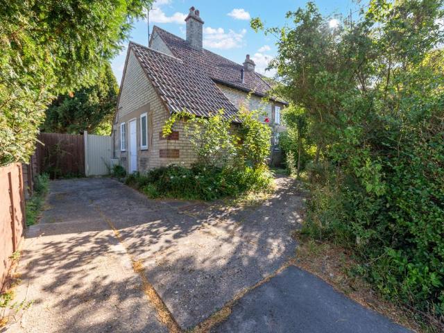 House for sale in King's Walden, Hertfordshire