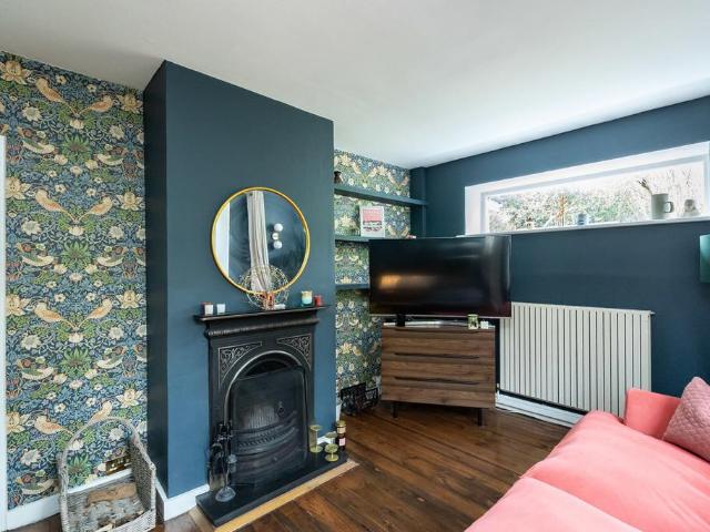 House for sale in Tower Hill, Pachesham Park