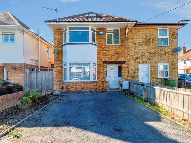 House for sale in Millbrook, Southampton