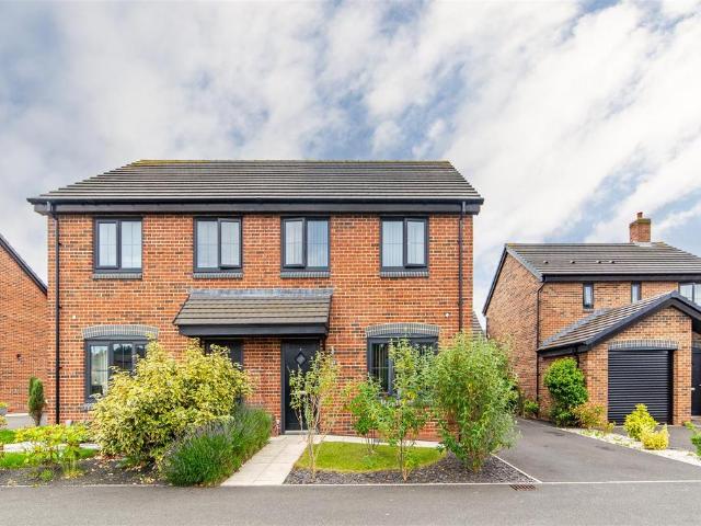 House for sale in North Walbottle, Tyne And Wear