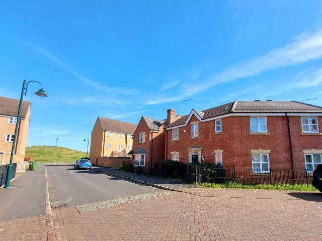 House for sale in Hampton Hargate, Peterborough
